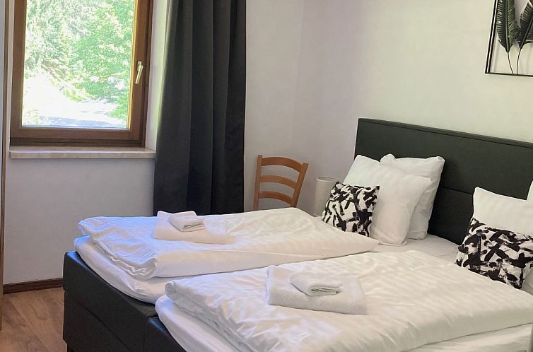 Appartement Wohnung mit Balkon und 2 Schlafzimmer
