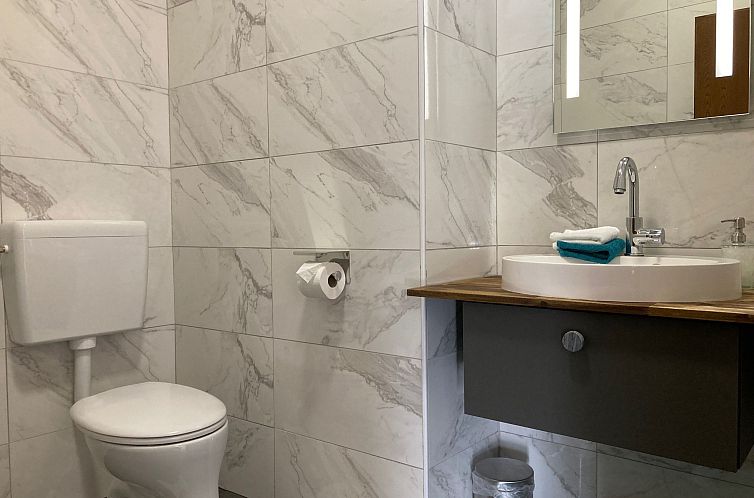 Appartement Wohnung mit Balkon und 2 Schlafzimmer