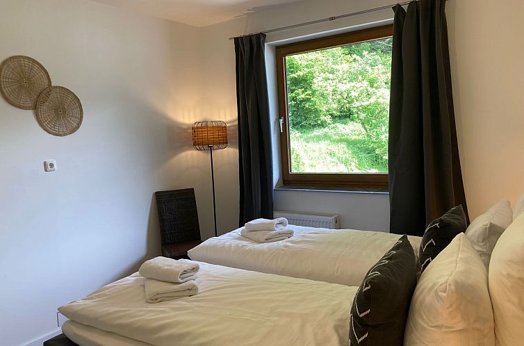 Appartement Wohnung mit Balkon und 2 Schlafzimmer