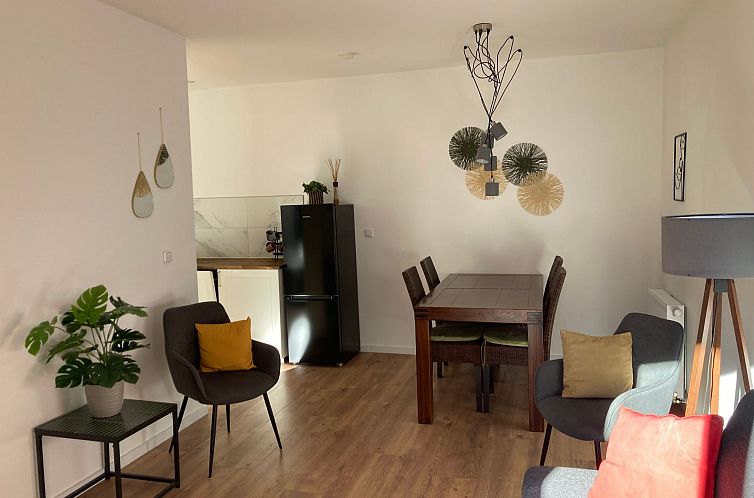 Appartement Wohnung mit Balkon und 2 Schlafzimmer