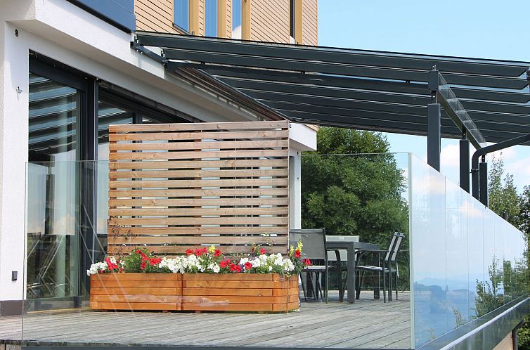 Appartement Appartement mit herrlichem Berg- und Seeblick