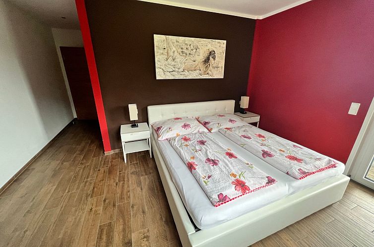 Vakantiehuis Freistehendes Ferienhaus mit Blick auf den See