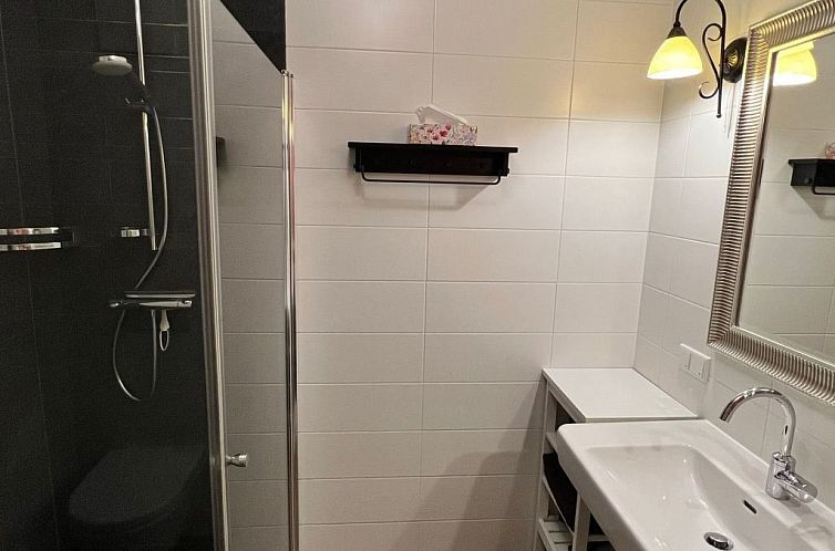 Vakantiehuis Freistehendes Ferienhaus mit Blick auf den See