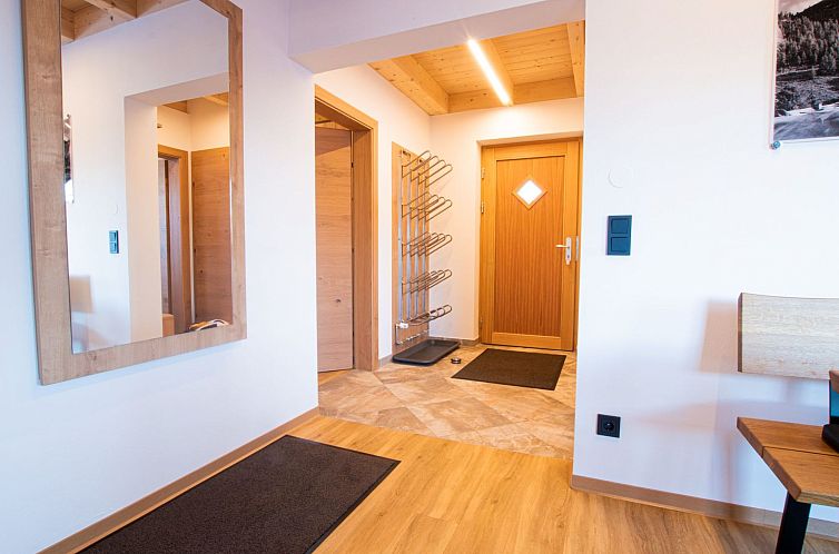 Vakantiehuis in Gemeinde Hermagor-Pressegger See mit Terrass