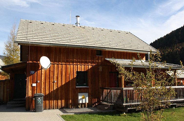 Vakantiehuis # 140 mit 4 Schlafzimmern & Sauna
