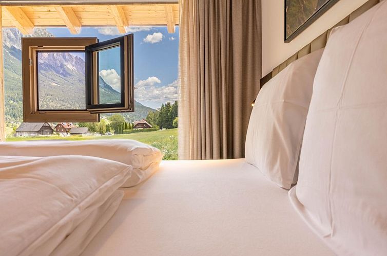 Dachstein Grand Alpine Lodge