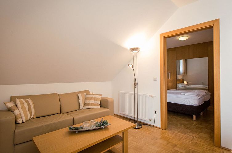 Appartement #11 mit Balkon