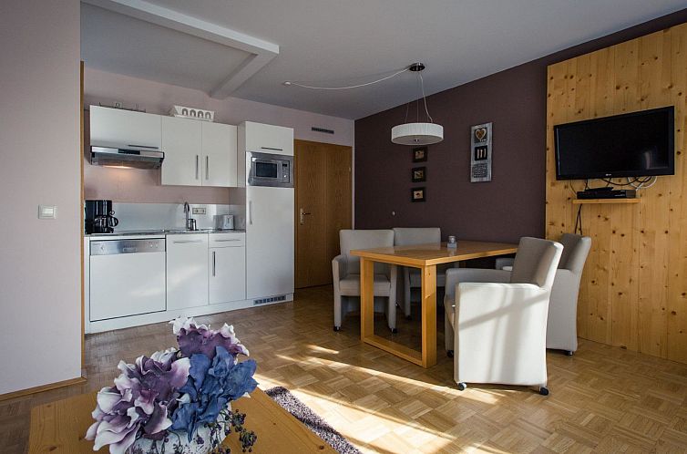 Appartement #5 mit Balkon