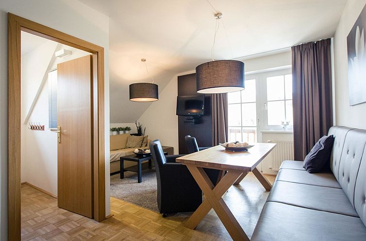 Appartement #14 mit Balkon