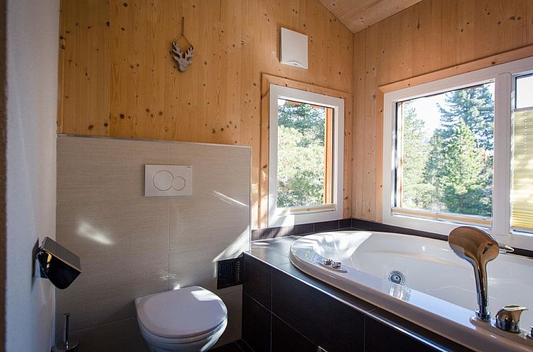 Vakantiehuis # 20 mit IR-Sauna & Sprudelwanne innen