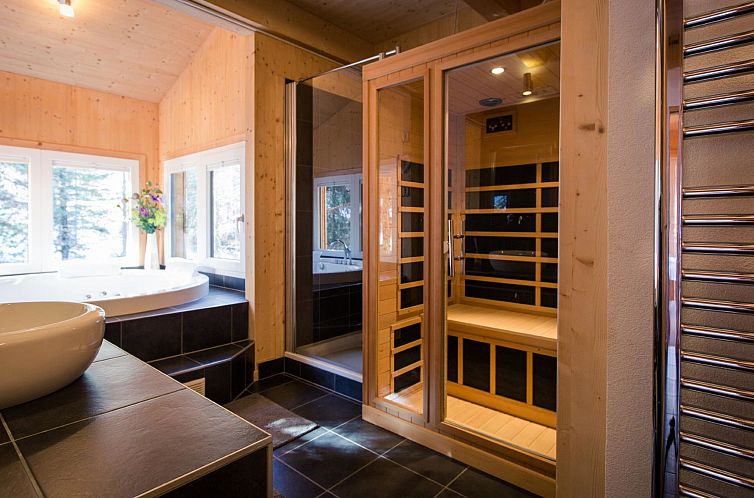 Vakantiehuis #21 mit IR-Sauna und Whirlpool