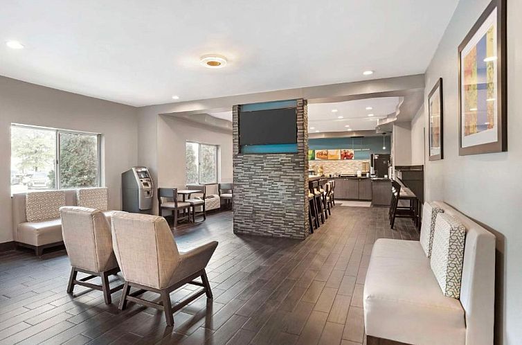 Quality Inn & Suites Birmingham - Highway 280