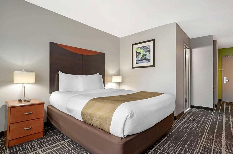 Quality Inn & Suites Birmingham - Highway 280