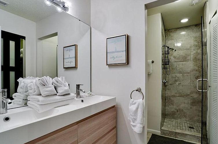 Shorewalk Vacation Villa