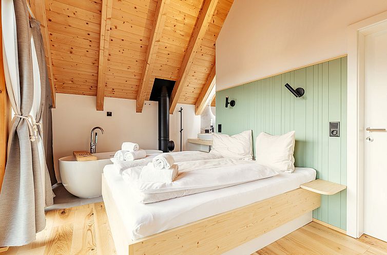 Vakantiehuis Chalet Nr. 4 mit 2 SZ, Sauna & Whirlpool