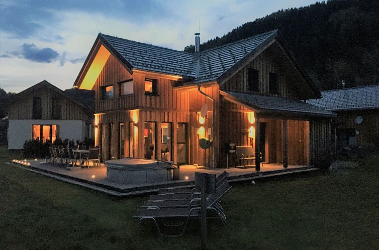 Vakantiehuis Sonneck mit Outdoor Sprudelbad 12P