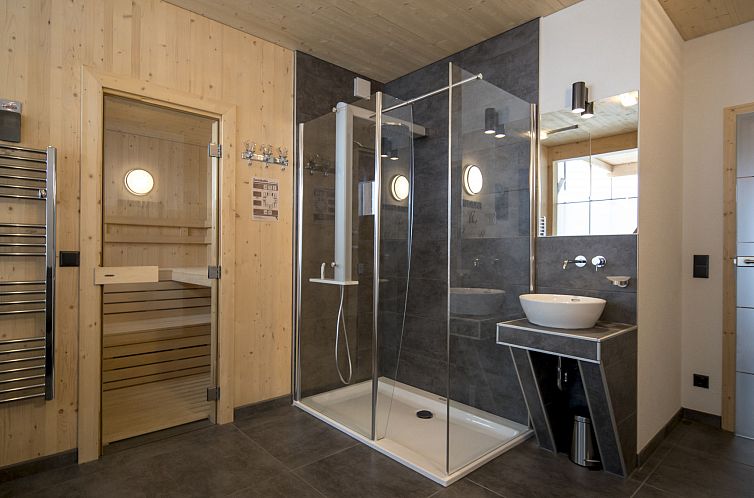 Vakantiehuis Premium # 01 IR-Sauna&Sprudelpool aussen
