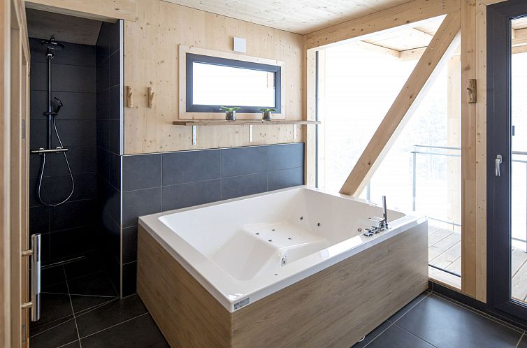 Appartement Superior #8 Sauna & Sprudelwanne innen