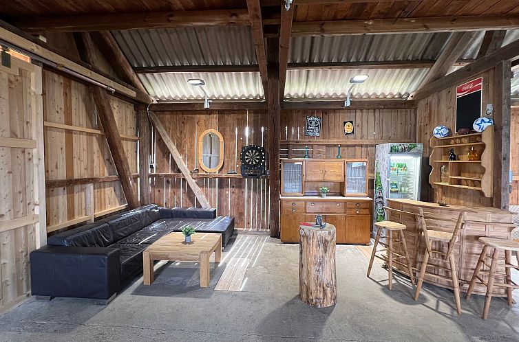 Vakantiehuis komplett mit Freizeitstadel