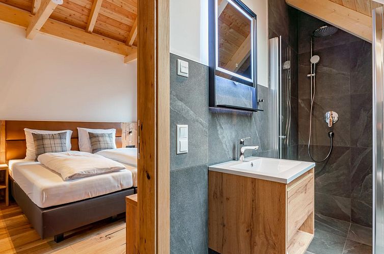 Mountain Chalet Alpinchique 2