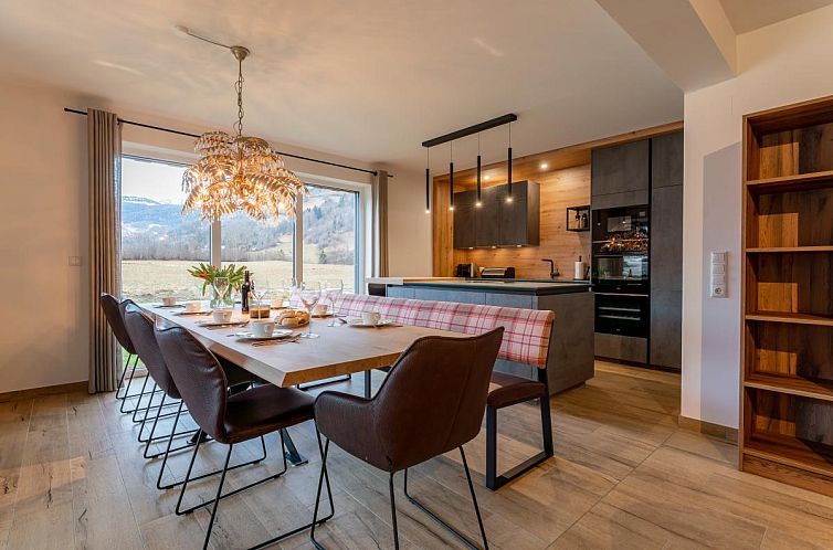 Mountain Chalet Krek Wak Wou