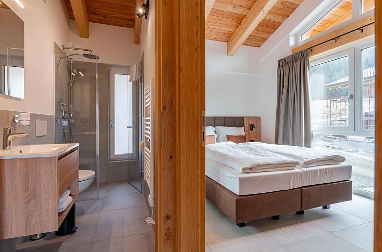 Grebenzen Lodges 49B