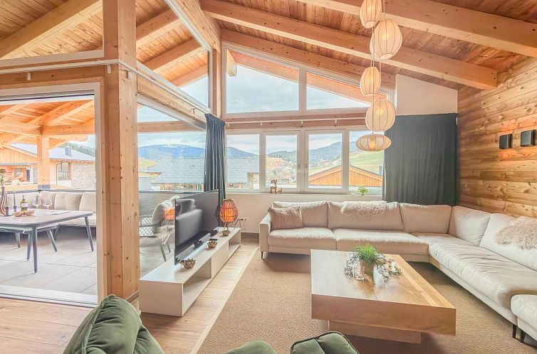 Birdie Lodge