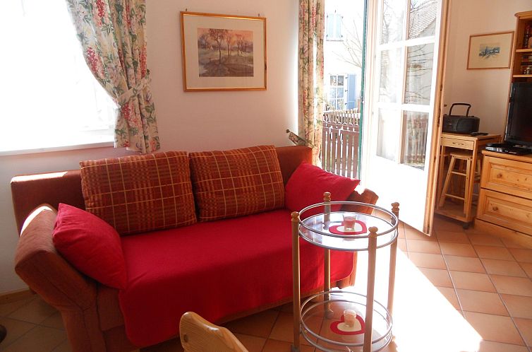 Vakantiehuis mit Gemeinschaftspool und Terrasse