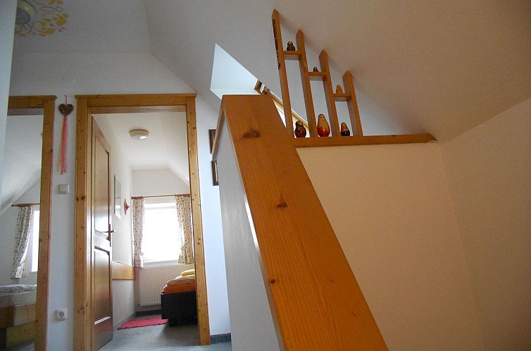 Vakantiehuis mit Gemeinschaftspool und Terrasse