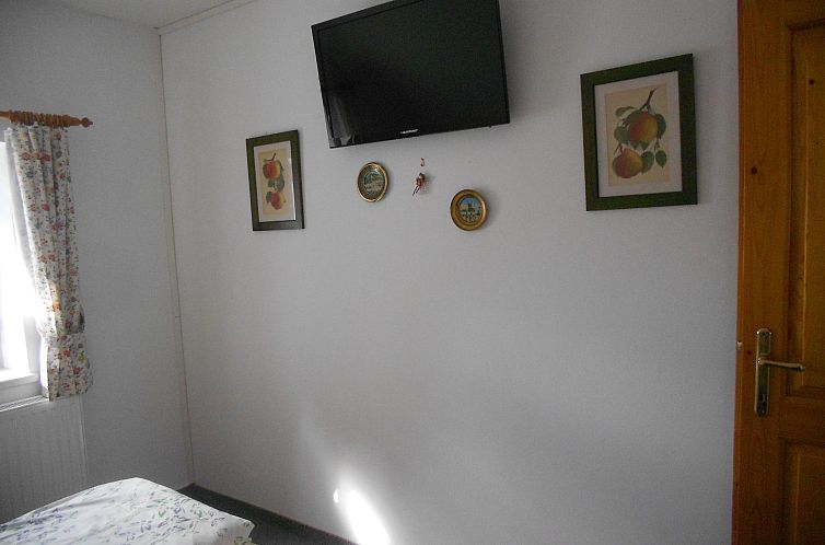 Vakantiehuis mit Gemeinschaftspool und Terrasse
