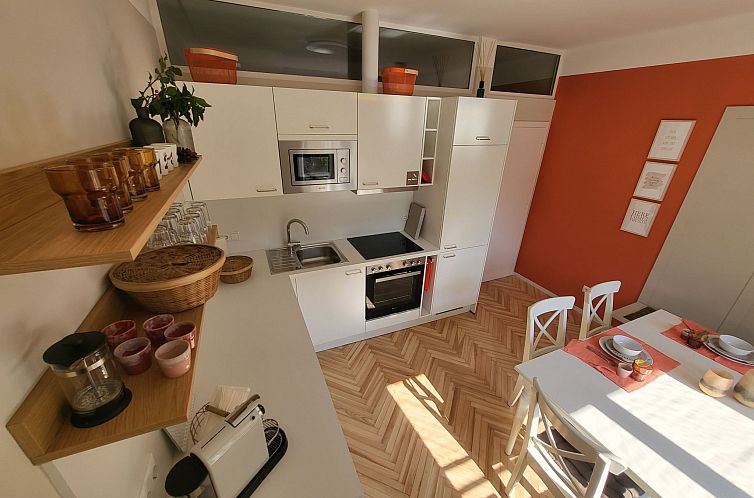 Appartement Orange Flat neben K-F-Universität, neu und gem?