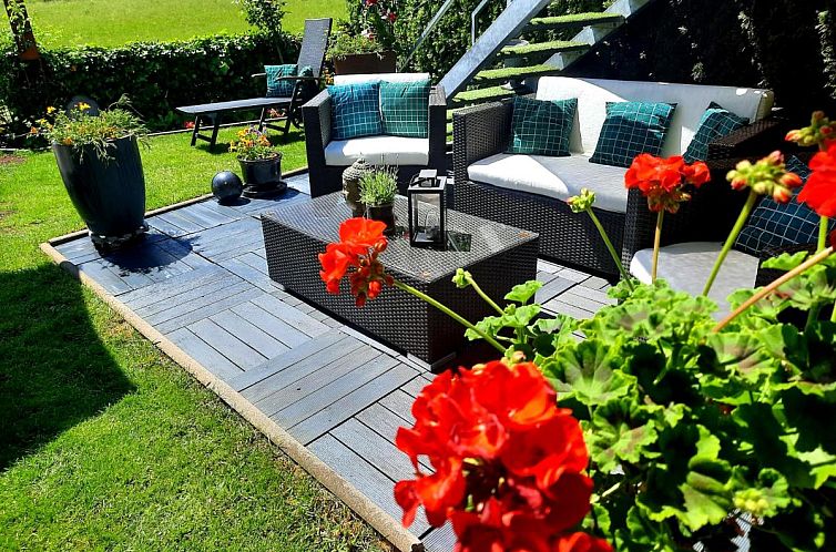 Garden Relax Apart