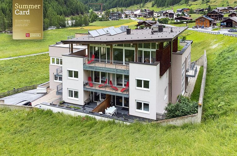 Entdecken Sie den Luxus von Gletschertraum in Zwieselstein, Tirol, einem Ferienhaus mit herrlichem Blick auf die Alpenlandschaft.