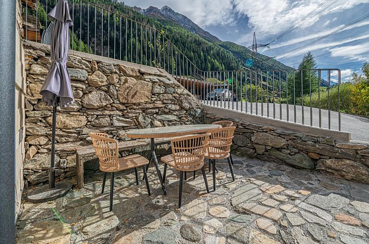 Raneburg 4 Stallhaus