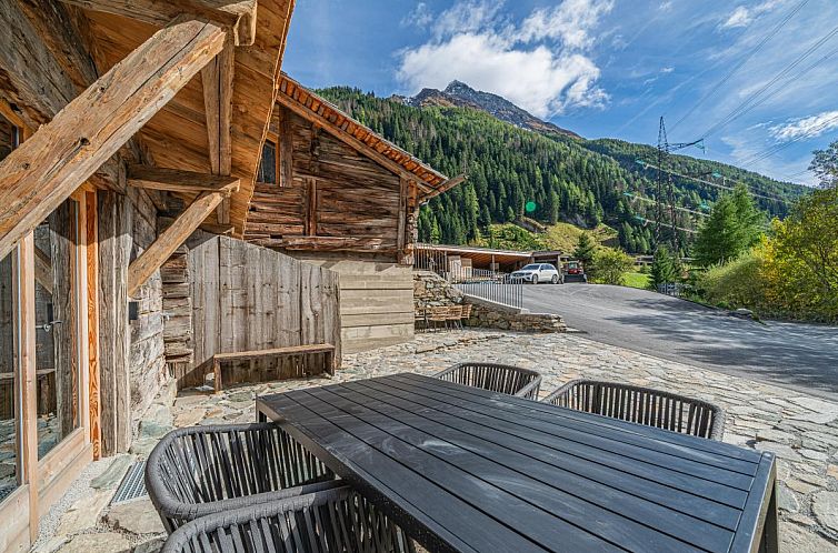 Raneburg 4 Stallhaus