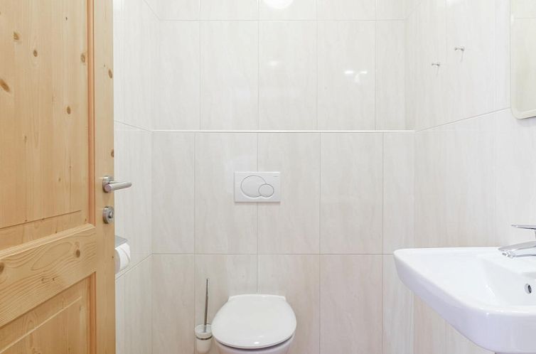 Next to the ski lift A 4