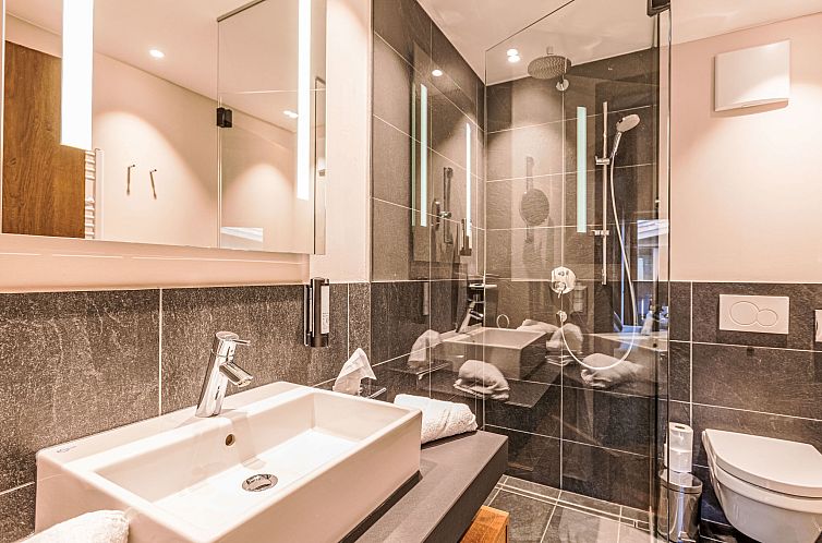 Vakantiehuis Chalet mit 4 Schlafzimmern