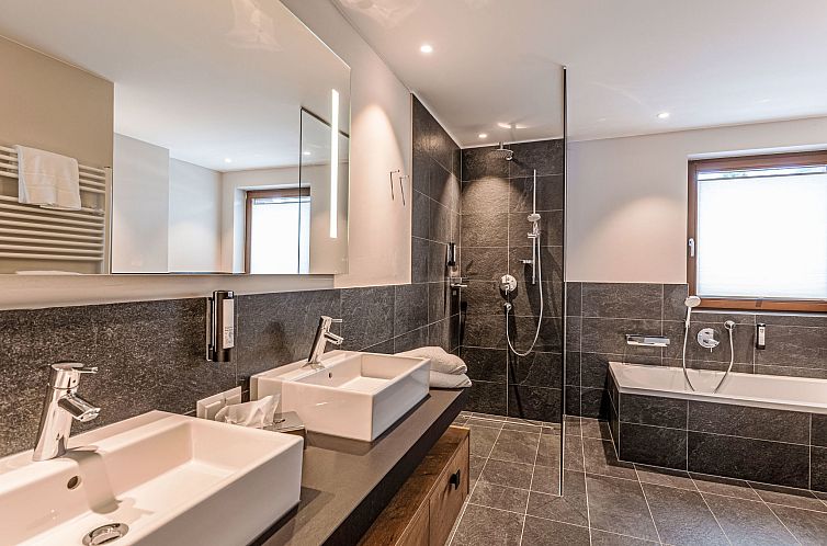 Appartement Premium mit 2 Schlafzimmer&Garten