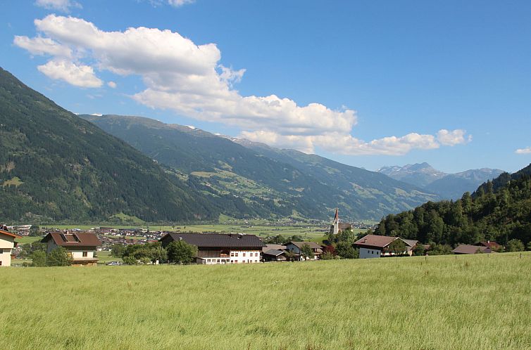 Vakantiehuis mit Panoramaterrasse in Fügenberg