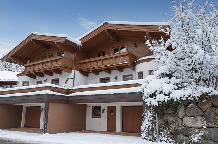 Vacation home Muller Nr 1 und 2 in Kirchberg in Tirol, Tyrol, offers an authentic chalet experience in the midst of the Alps.