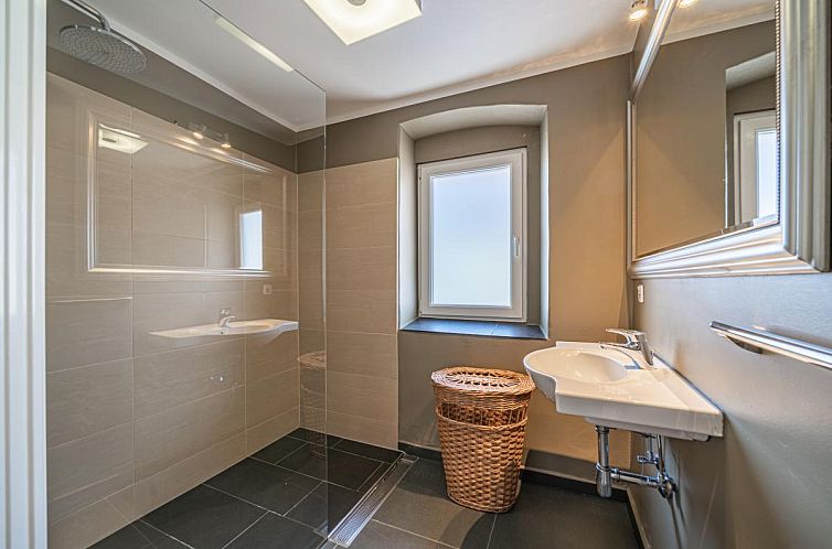 Chalet Kirchberg L