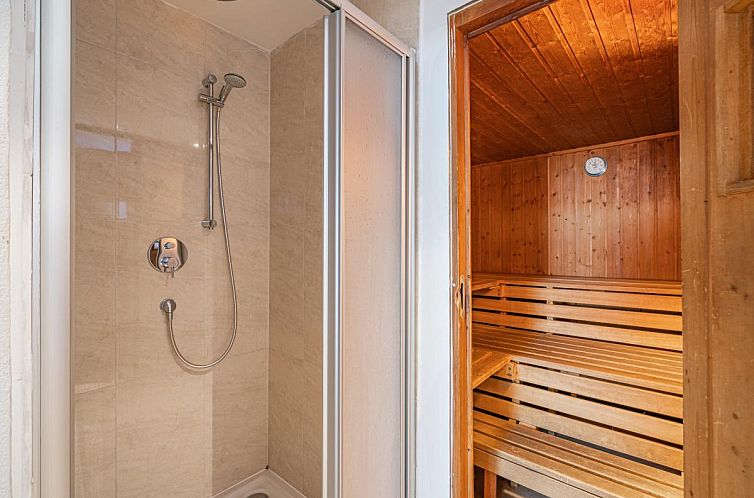 Chalet Kirchberg L