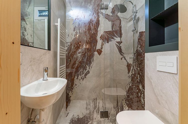 Biber Art Apartment 2