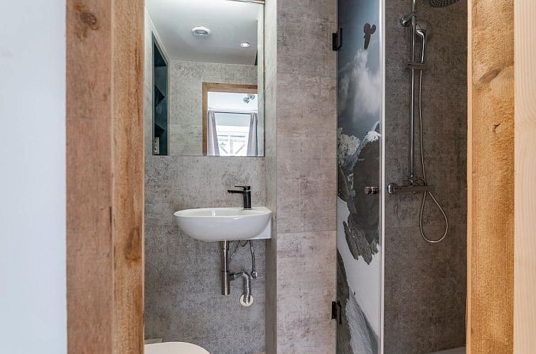 Biber Art Apartment 2