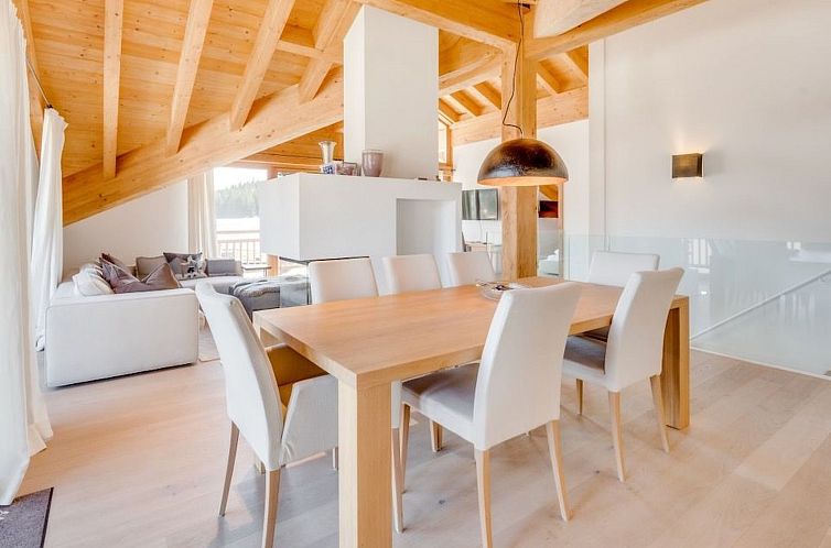 Appartement Luxus Chalet Bergblick - zentral in Seefeld, Tir