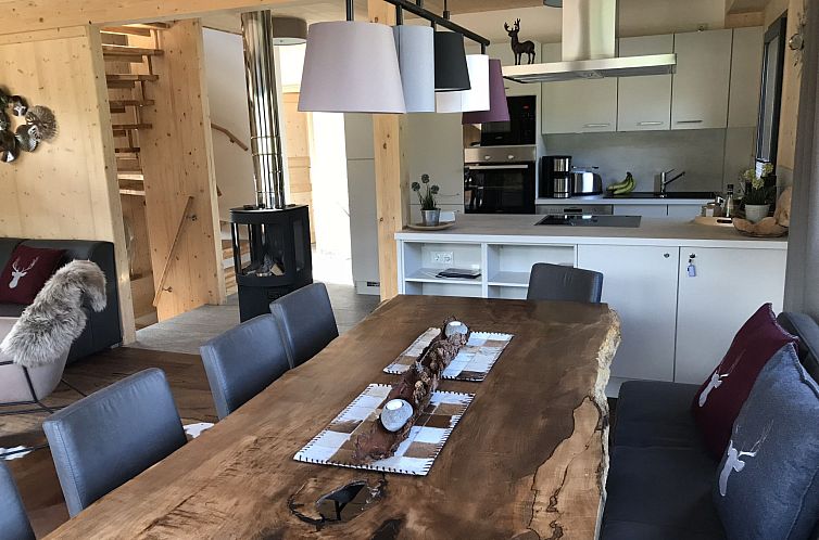 Vakantiehuis mit 4 Schlafzimmern für bis zu 10 P.