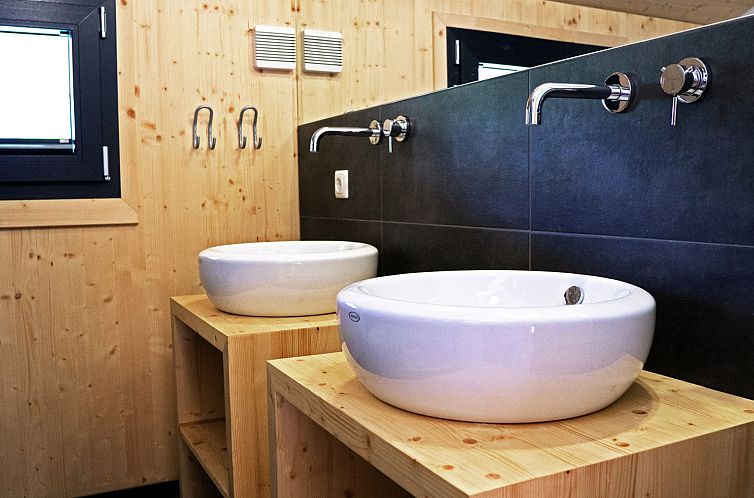 Vakantiehuis mit 4 Schlafzimmern für bis zu 10 P.