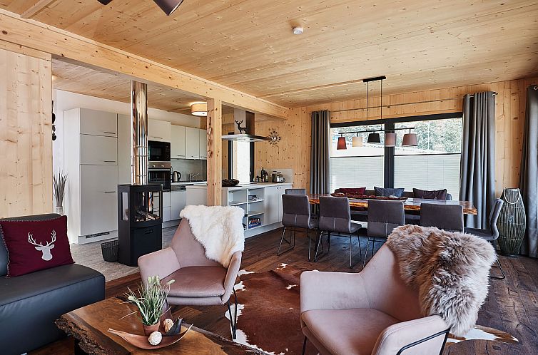 Vakantiehuis mit 4 Schlafzimmern für bis zu 10 P.