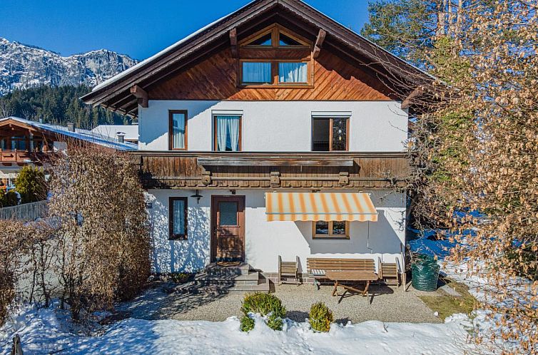 Gezellig vakantiehuis Haus Jochl Top 1 in Sankt Johann in Tirol, ideaal voor een winteruitje in de Oostenrijkse Alpen.