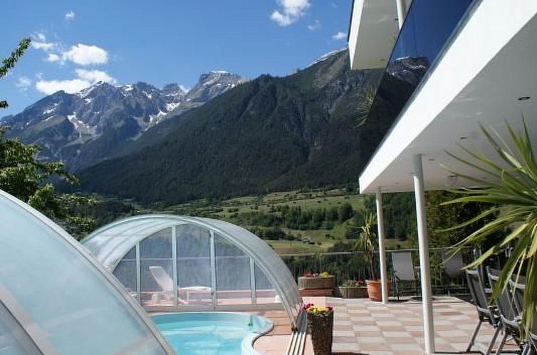 Unterkunft 11624303 - Ferienhaus Tirol - Vakantiehuis Komfortables Ferienhaus in Landeck mit Pool